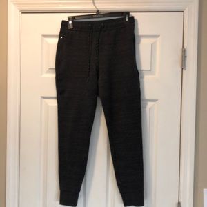 American Eagle joggers